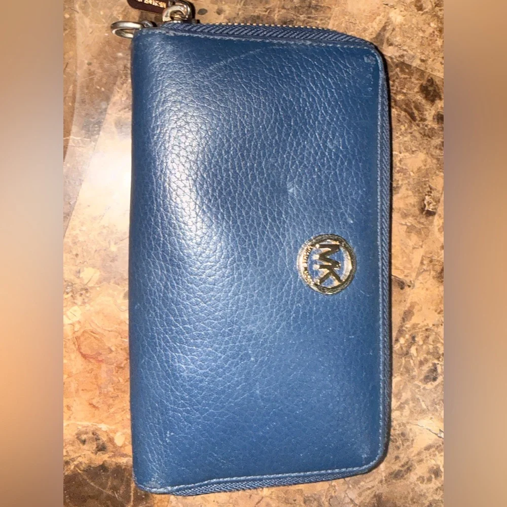 Michael Kors Dark Blue Pebbled Leather Zip Wallet with Gold MK Emblem